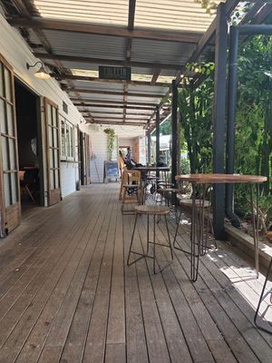 Decking area at Woods in Bangalow