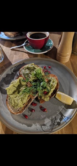Avocado on toast at Broccoli in North London
