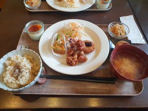 Set lunch meal at Yuimaru in Minoo