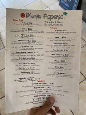 The breakfast menu at Playa Papaya in Carolina