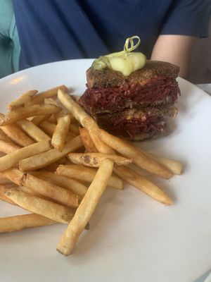 The vegan Rueben!! (It was bomb!!!!) at Evviva in Toronto