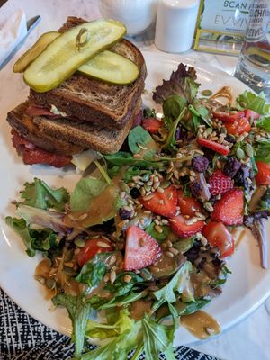 Vegan Reuben with salad at Evviva in Toronto