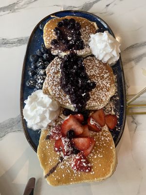 Vegan fluffy pancakes  at Evviva in Toronto
