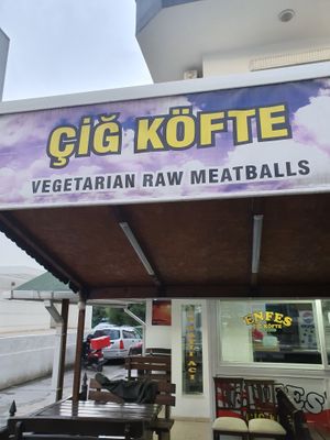 Sign for Cig Kofte -Vegetarian (vegan) Raw Meatballs  at Enfes Çiğköfte in Kyrenia