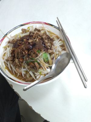 大拉麵乾麵 at SuíYuán SùShí 隨緣素食 in New Taipei City