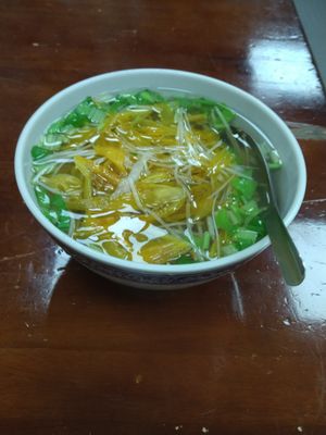 金針湯 at SuíYuán SùShí 隨緣素食 in New Taipei City