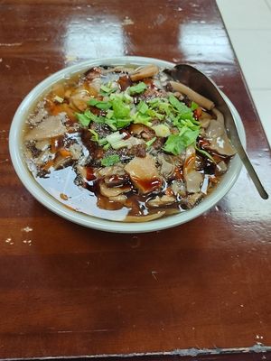 素羹飯 at SuíYuán SùShí 隨緣素食 in New Taipei City