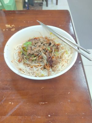 大乾麵 at SuíYuán SùShí 隨緣素食 in New Taipei City