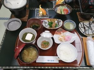 Shoujin Ryouri Breakfast at Yunoshimakan in Gero