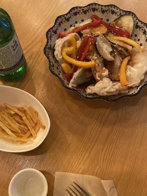 Mushrooms, eggplant and bell peppers and the vegan snack  at Mr. Lee in Seoul
