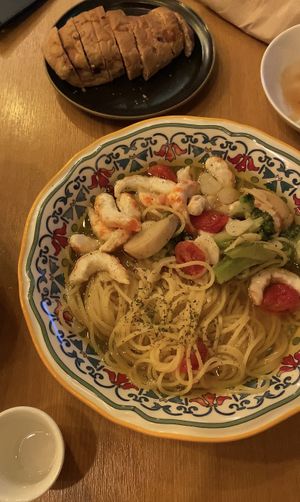 Vegan shrimp aglio e olio with some vegan bread   at Mr. Lee in Seoul