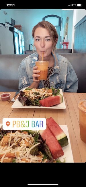 foooood at The Plant Based & Juice Bar in Danville