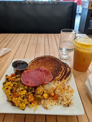 Papa's Plate and sunrise juice at The Plant Based & Juice Bar in Danville