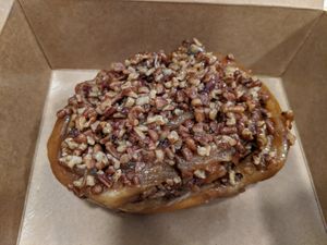 2/29/20 vegan sticky bun at The Plant Based & Juice Bar in Danville