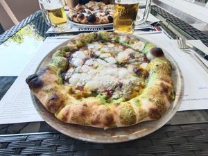 Pizza Verde Ezperanza Vegan at Pepe Bianco in Salo