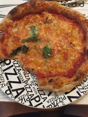 Pizza Mozzarella (Vegan) at Pepe Bianco in Salo