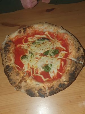 Margarita pizza  #Veganuary at Marley's Pizza in Clitheroe