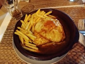 Francesinha vegetariana at Shanti in Braga