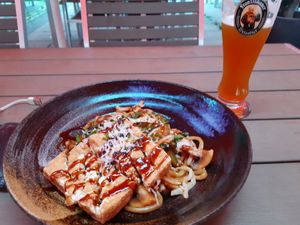 Noodles and extra tofu at MoschMosch in Mannheim