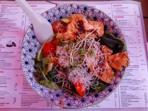 Vegan bowl with extra tofu at MoschMosch in Mannheim