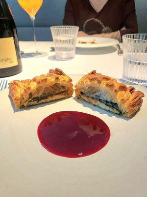 Vegan soy meat pie with the perfect crust at FARO in Tokyo