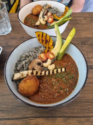 Vegan curry at Seneca in Wakayama