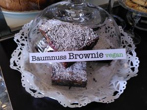  at Tingel Kringel in Bern