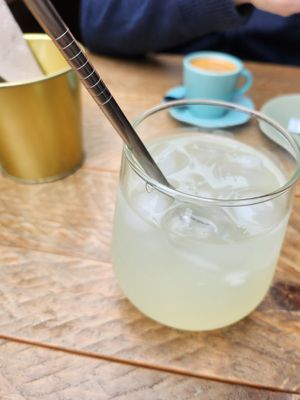 Sour lemonade at Love by Noya in Estepona