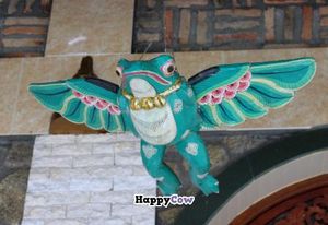 Happy frog at Buddha Cafe in Samosir