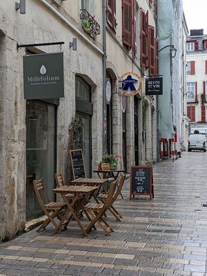 Exterieur at Millefolium in Pau