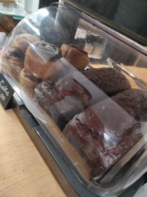 Vegan cakes at Millefolium in Pau