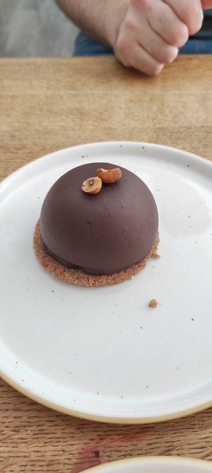 Entremet chocolat noisette. at Millefolium in Pau