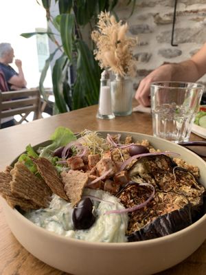   at Millefolium in Pau