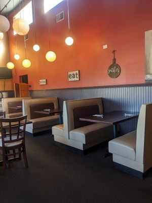 Dining room, very nice interior at Bangkok Thai in Spokane