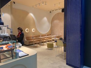 Seating area at MEL - Middle Ground - T2 in Melbourne Airport