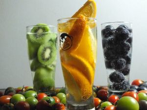 Fruits chi-high at Izakaya.Gonta in Himeji