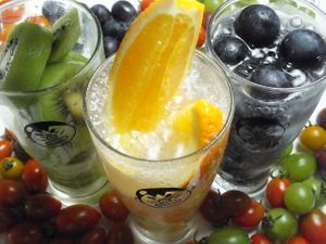 Fruits chi-gift at Izakaya.Gonta in Himeji