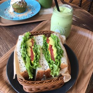Vegan sandwich  at F&P Smoothie Cafe in Tokyo