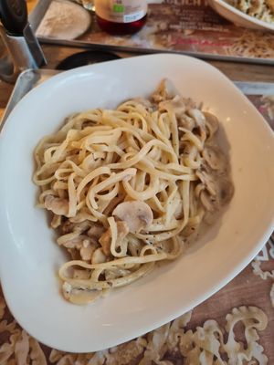 Vegan chicken alfredo!! Really good at Vapiano - Theobaldgasse in Vienna