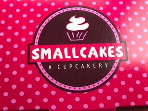 cupcake box at Smallcakes in Indianapolis