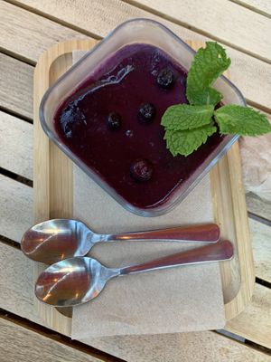 Vegan blueberry cheesecake   at Good Vibes in Gran Canaria