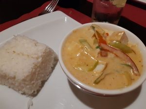 Menu of the day / lunch / 1st course / Vegetarian Tofu Red Curry  at Phuket Thai in Madrid