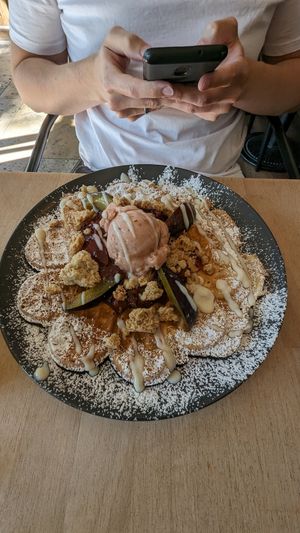  at 401 - Waffeln & Co in Jena