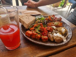  at Honest Greens in Lisbon