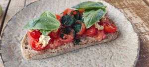 Tomello toast at Honest Greens in Lisbon