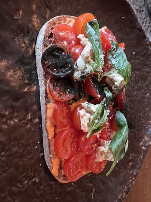 Honest Pan Tumaca  at Honest Greens in Lisbon