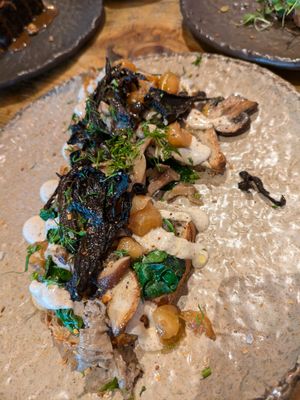 Mushroom toast at Honest Greens in Lisbon