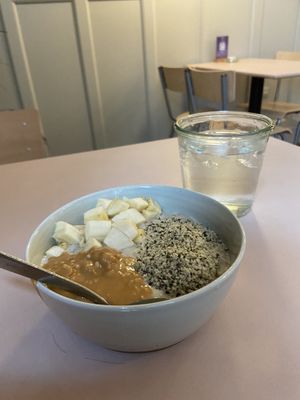 Vegan porrige 🌱  at GRØD - Nordre Frihavnsgade in Copenhagen