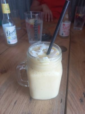 Mango smoothie at A Taste of Vitality in Hastings