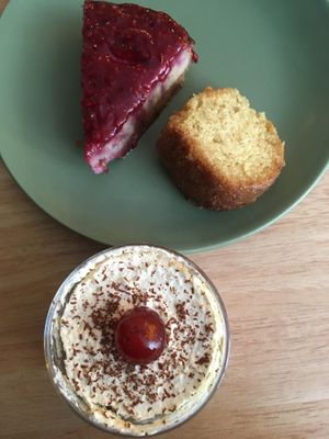 Part of the buffet : dessert at Zen Wonderland in Sintra